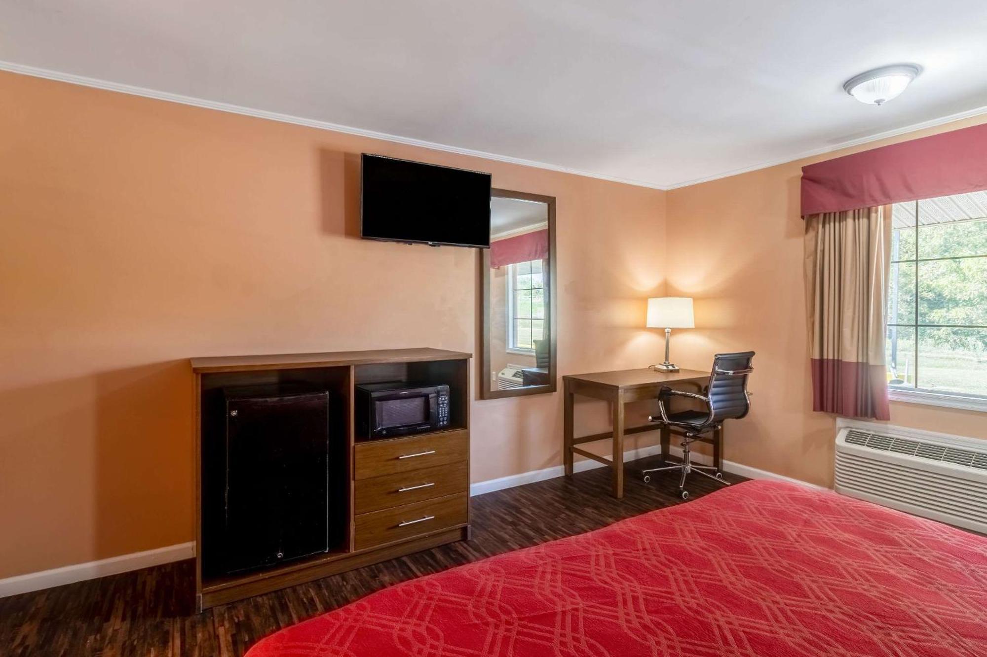 Econo Lodge Cornersville Eksteriør billede
